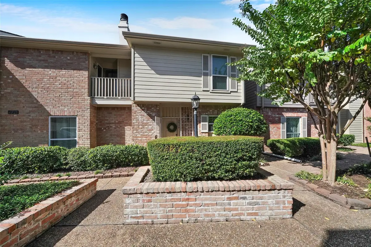 5939 Woodway Place Court, Houston, TX 77057 - Image #1