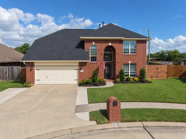 105 Kevin Court, La Porte, TX 77571