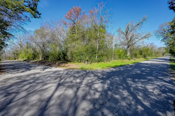 17319 Old Danville Road, Willis, TX 77318
