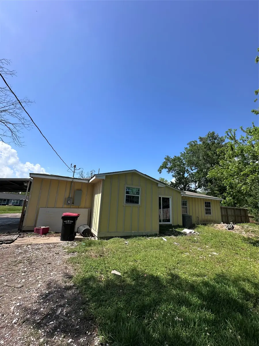 108 Yaupon Drive, Baytown, TX 77520 - #2