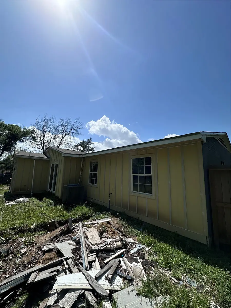 108 Yaupon Drive, Baytown, TX 77520 - #3