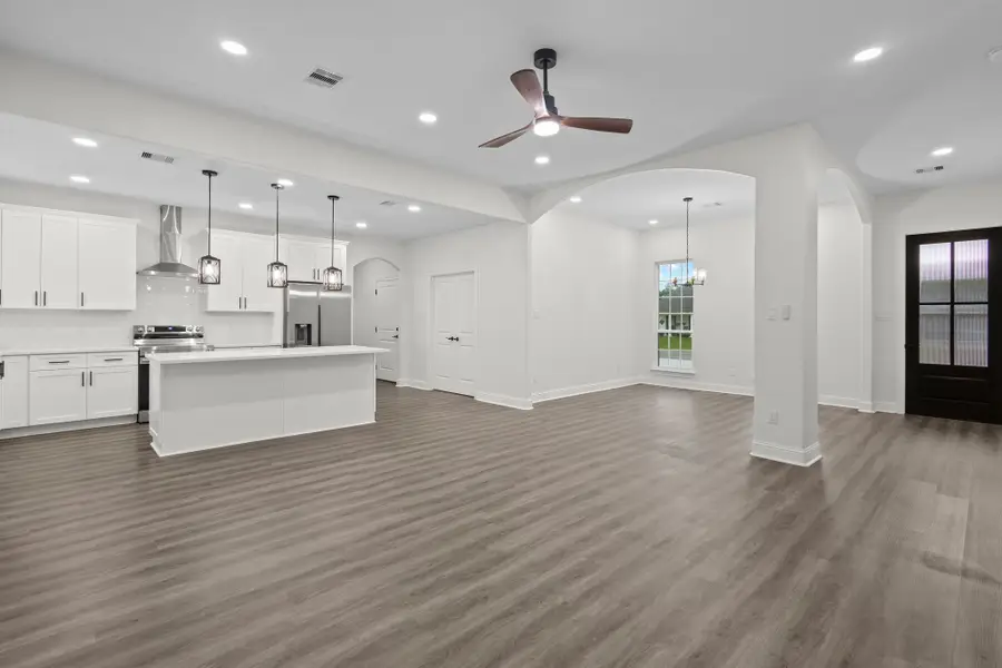 5290 Highlander Drive, Orange, TX 77630 - Image #3