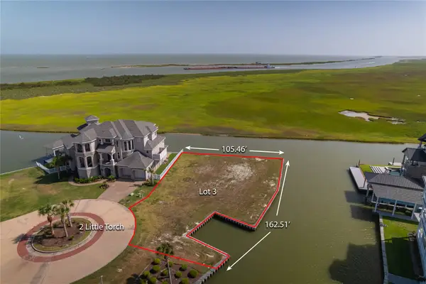 2 Little Torch, Hitchcock, TX 77563