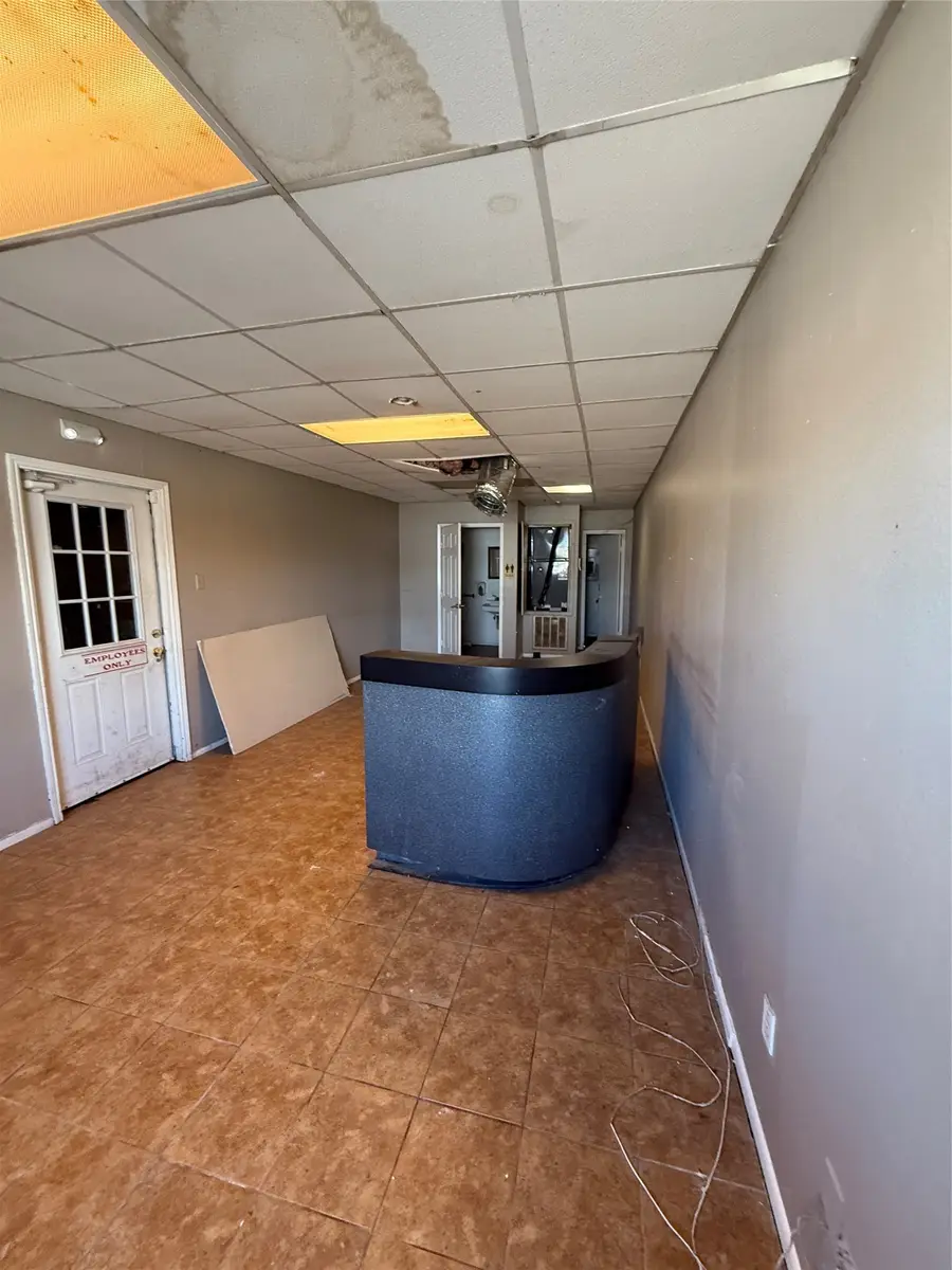 500 E Houston Street, Cleveland, TX 77327 - Image #3