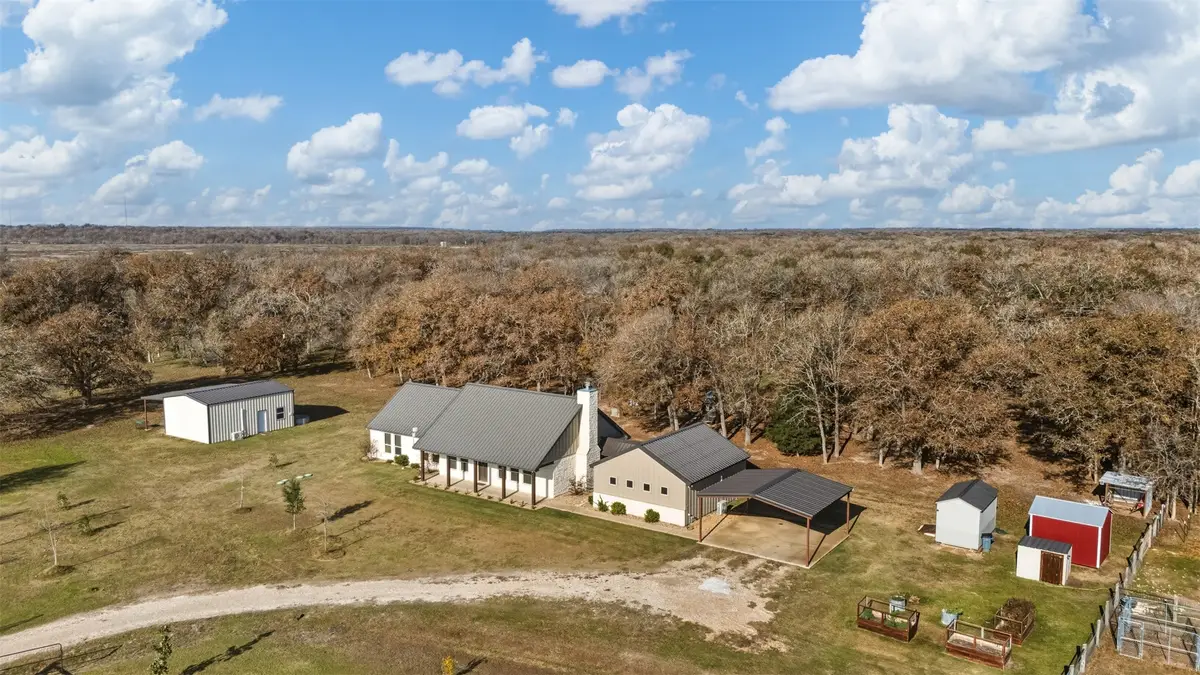 2324 County Road 353, Gause, TX 77857 - Image #1