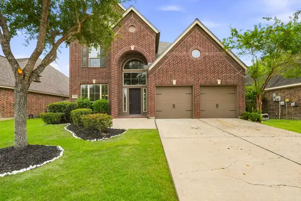 2915 Oakmist Ridge Lane, Pearland, TX 77584