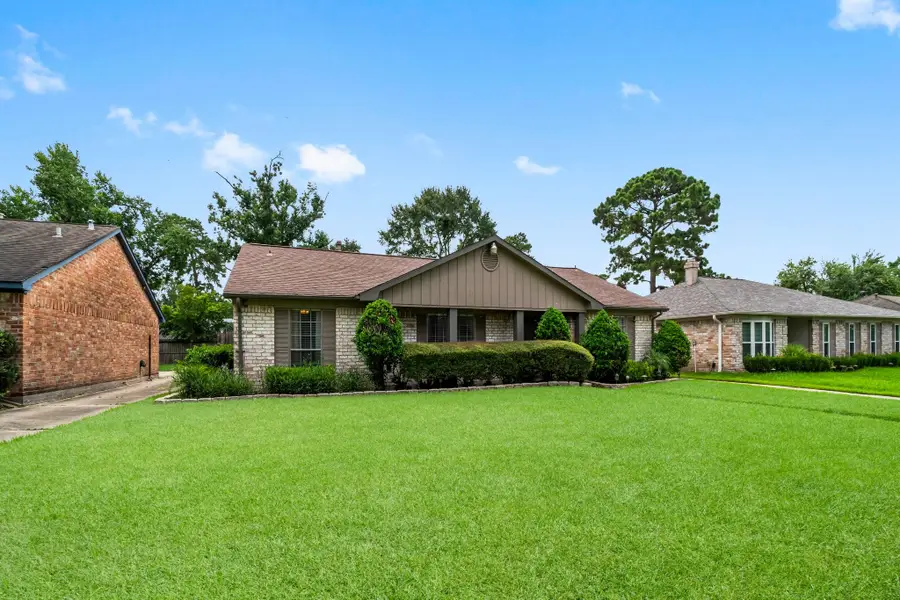17610 Crestline Road, Humble, TX 77396 - Image #2