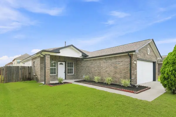 10702 Jordan Heights Drive, Houston, TX 77016