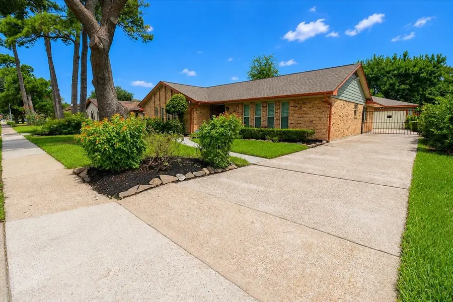 950 W Donovan Street, Houston, TX 77091 - #2
