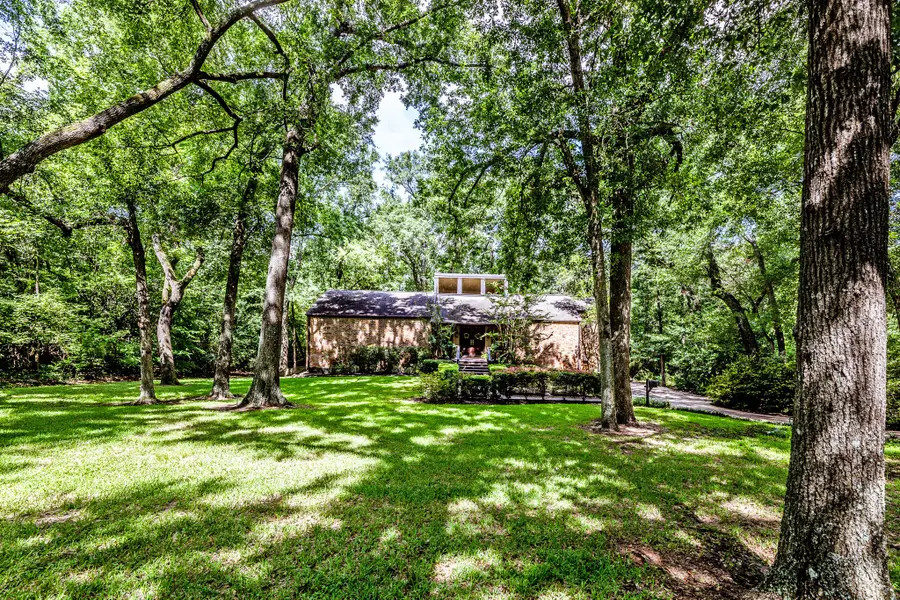 1776 Avenue S, Huntsville, TX 77340 - #2