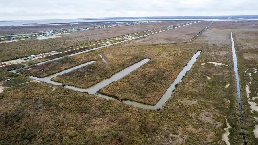 000 4th St, Gilchrist, TX 77617 - Image #3