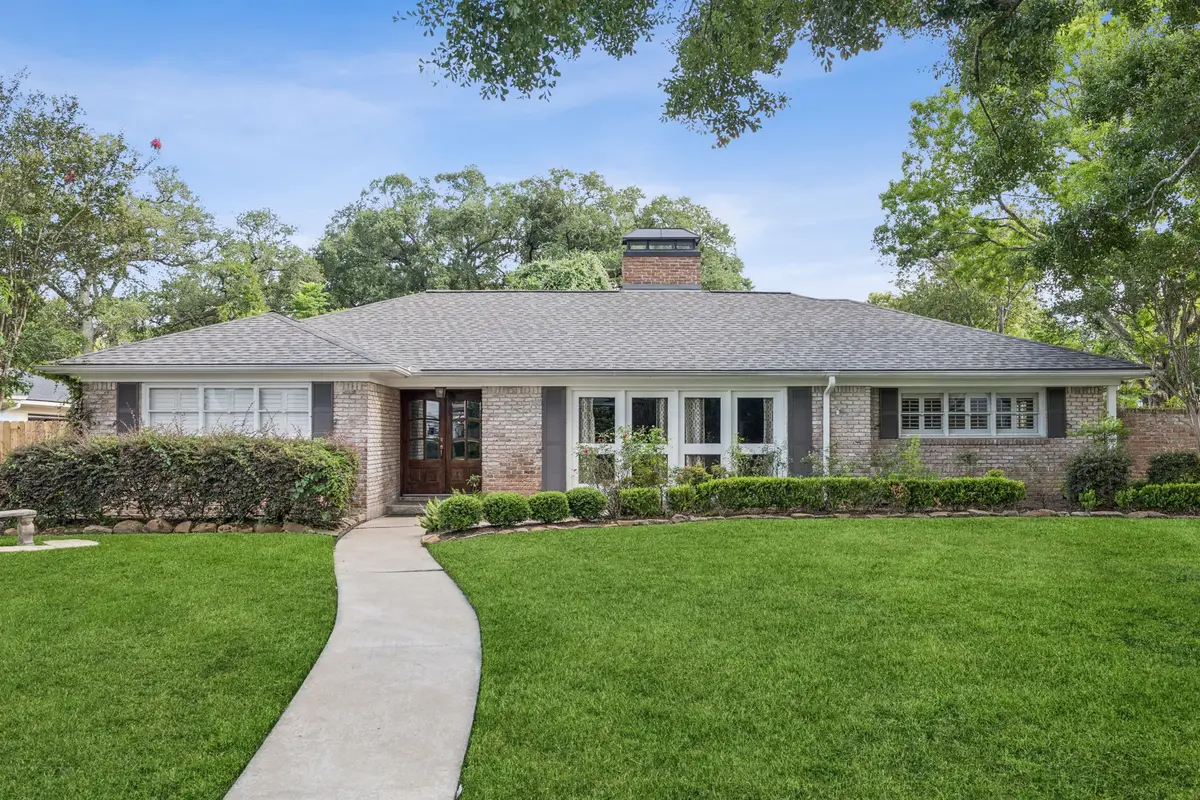 5659 Chevy Chase Drive, Houston, TX 77056 - Image #1