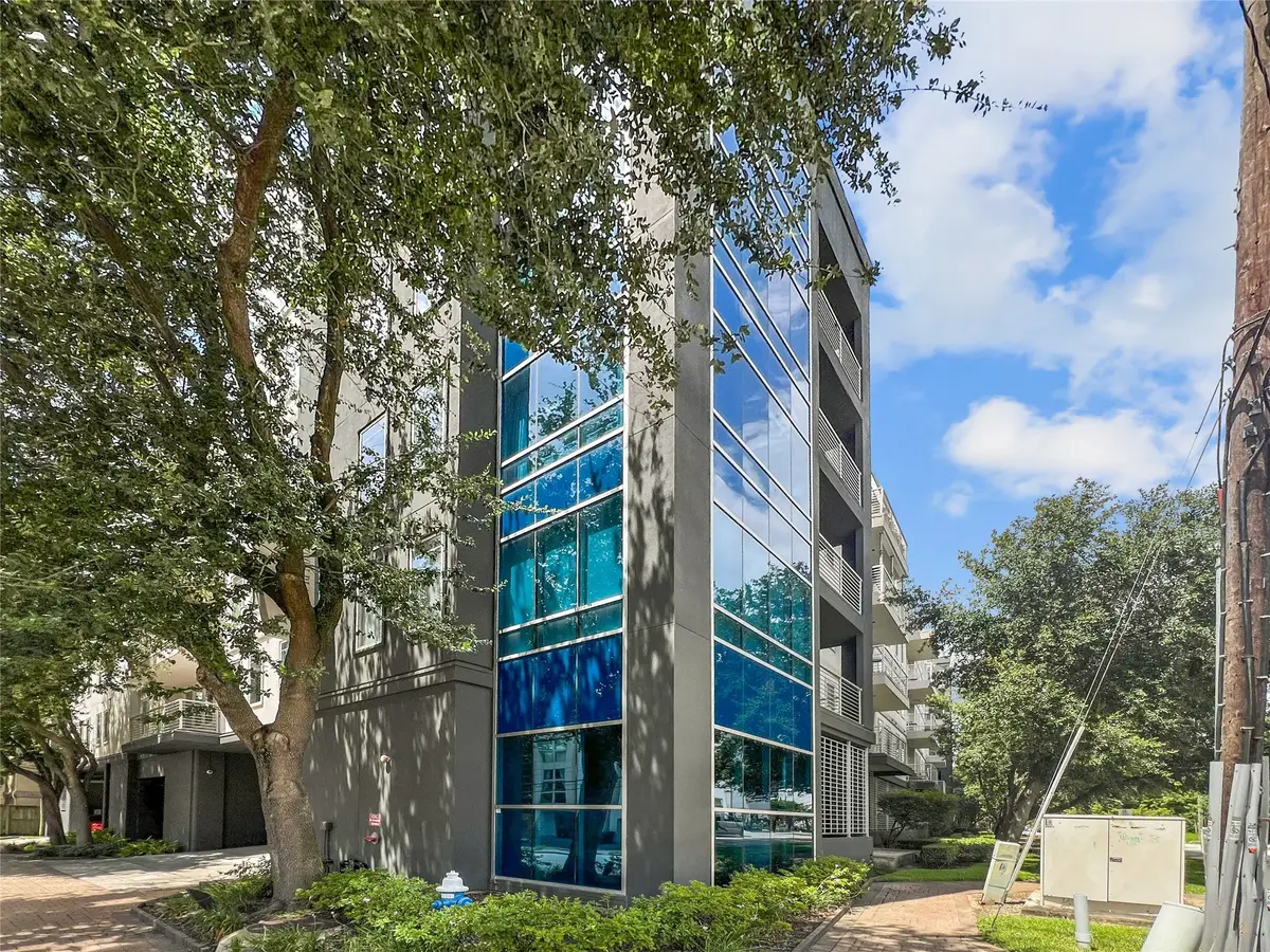 505 Jackson Hill Street #206, Houston, TX 77007 - Image #1