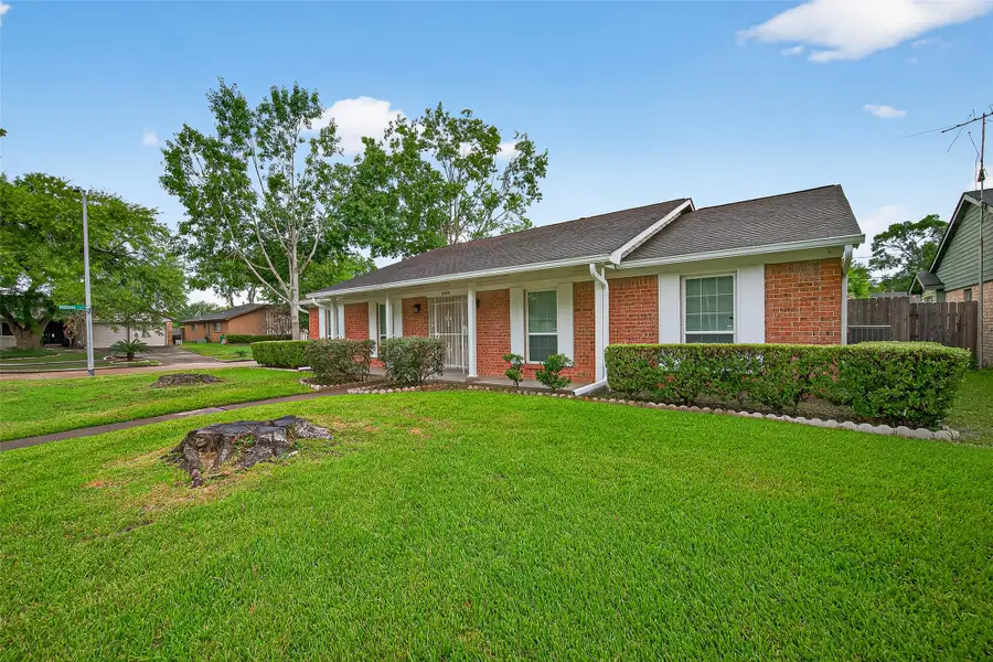8530 Roos Road, Houston, TX 77036 - Image #3