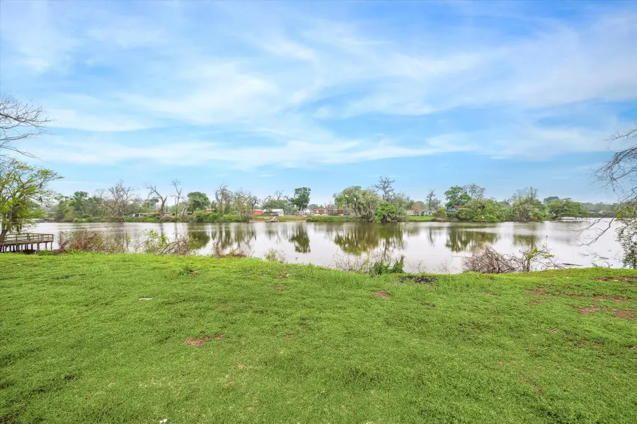 531 N Lake Drive, Holiday Lakes, TX 77515 - #3