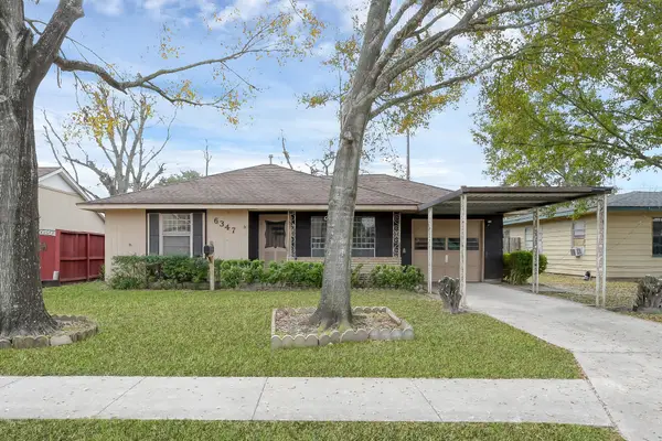 6347 Thornwall Street, Houston, TX 77092