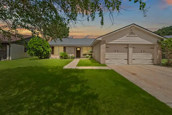 20010 Crazy Horse Circle Drive, Katy, TX 77449