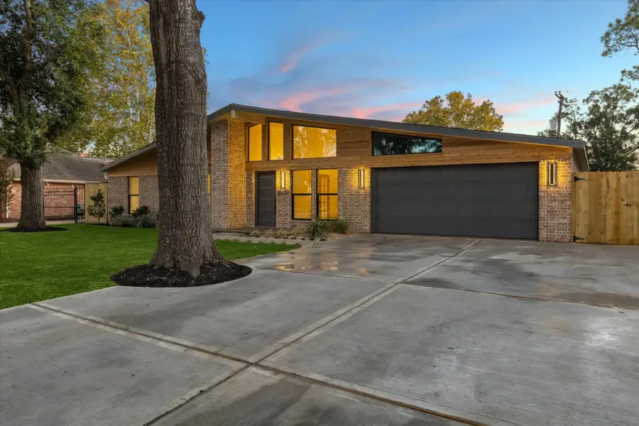 10623 Inwood Drive, Houston, TX 77042 - Image #2