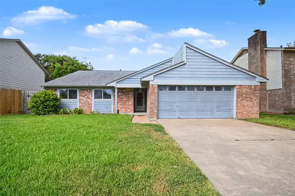 15330 Bratten Lane, Houston, TX 77598