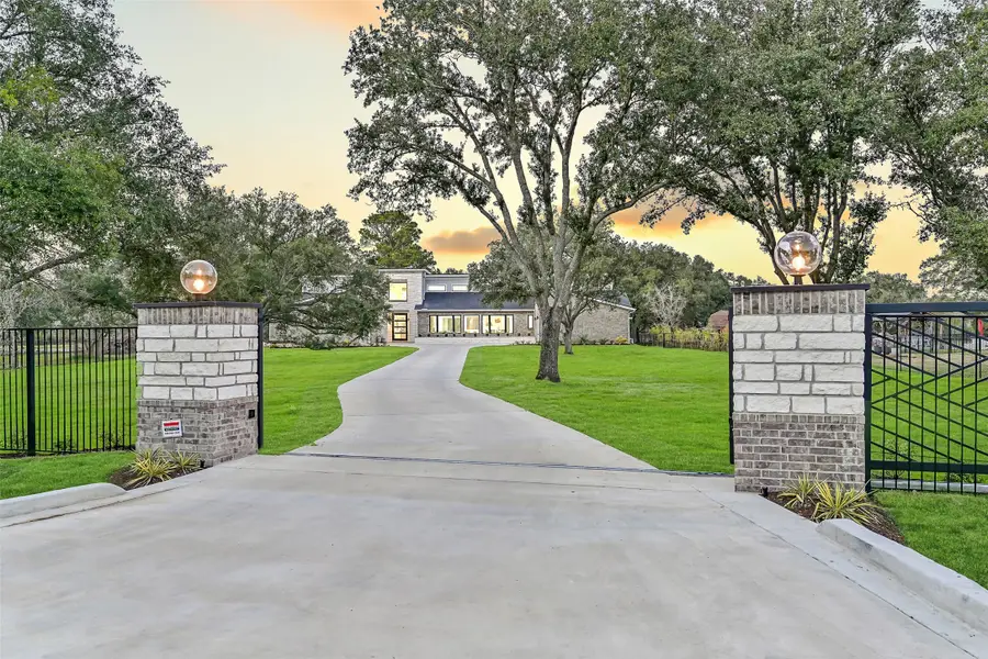 7627 Scott Avenue, Manvel, TX 77578 - #2