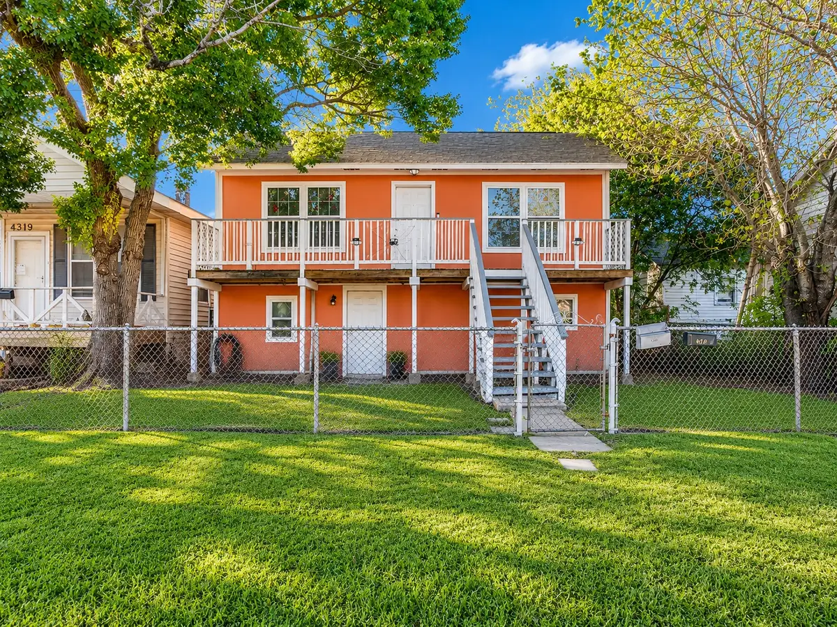 4323 Avenue R 1/2, Galveston, TX 77550 - #1