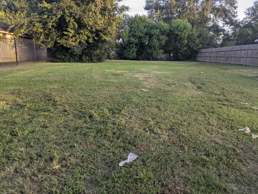 5335 Lyndhurst Drive, Houston, TX 77033 - #2