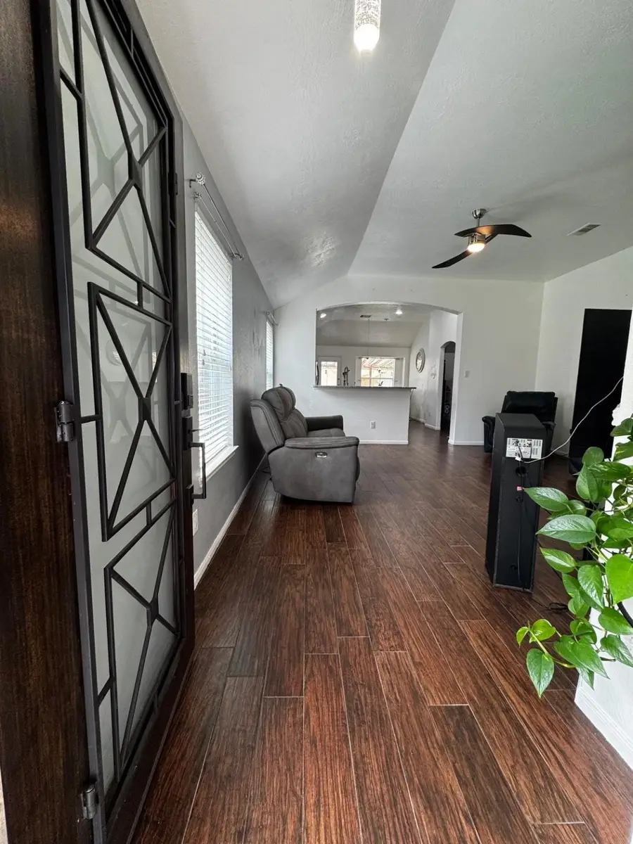 22334 Guston Hall Lane, Katy, TX 77449 - Image #2