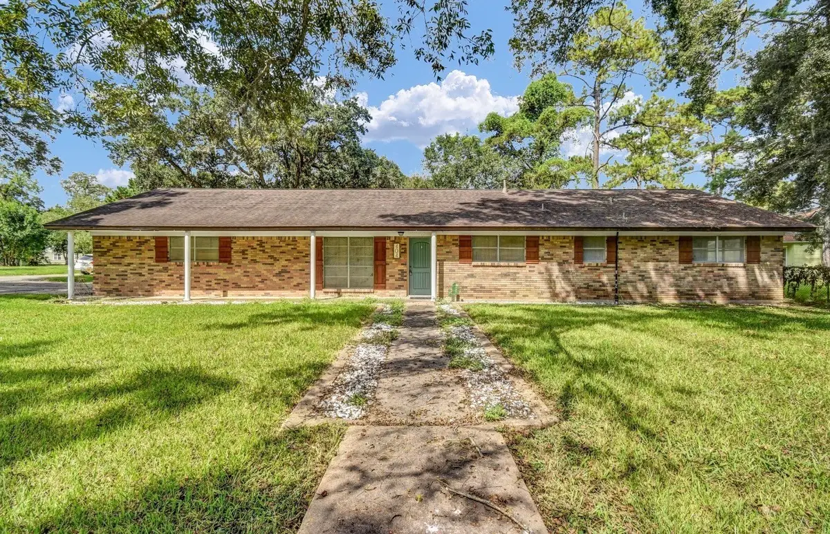 404 S 14th Street, West Columbia, TX 77486 - #1