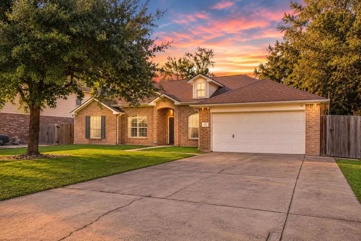 6610 Woodland Oaks, Magnolia, TX 77354 - #1