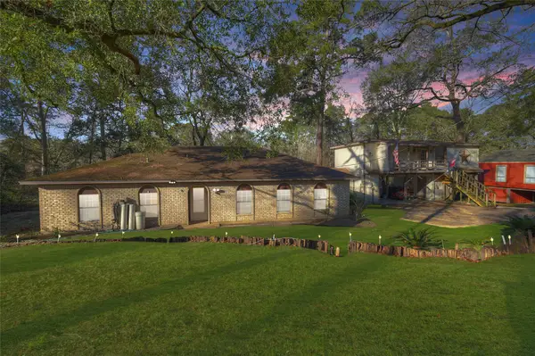 11020 Quinlan North Lake Drive, Conroe, TX 77303