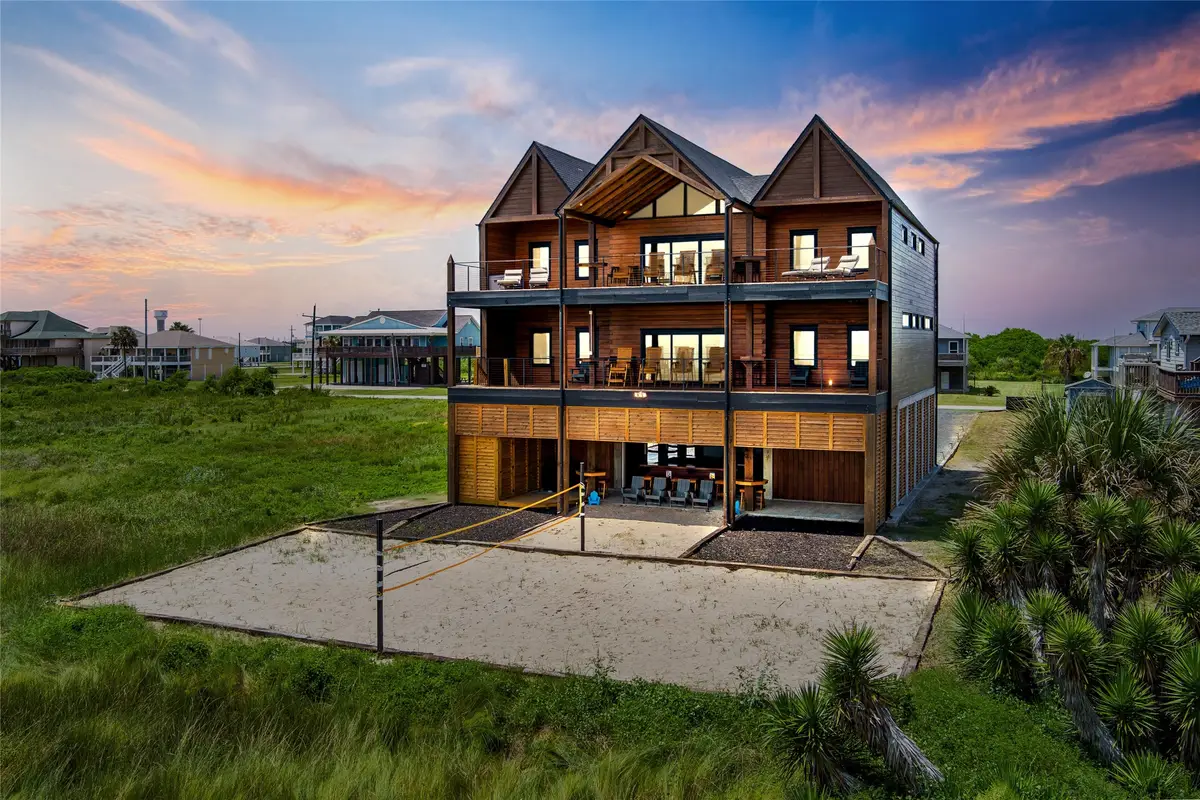 342 Atkinson Street, Crystal Beach, TX 77650 - Image #1