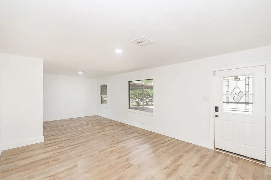 525 20th Avenue N, Texas City, TX 77590 - #2