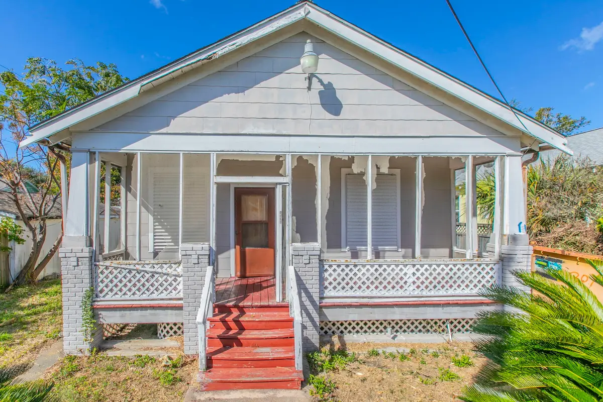 4314 Avenue Q 1/2, Galveston, TX 77550 - Image #1