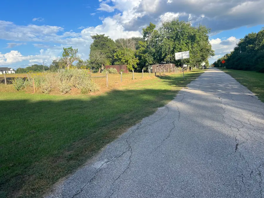 400 6th Street, San Felipe, TX 77473 - Image #2