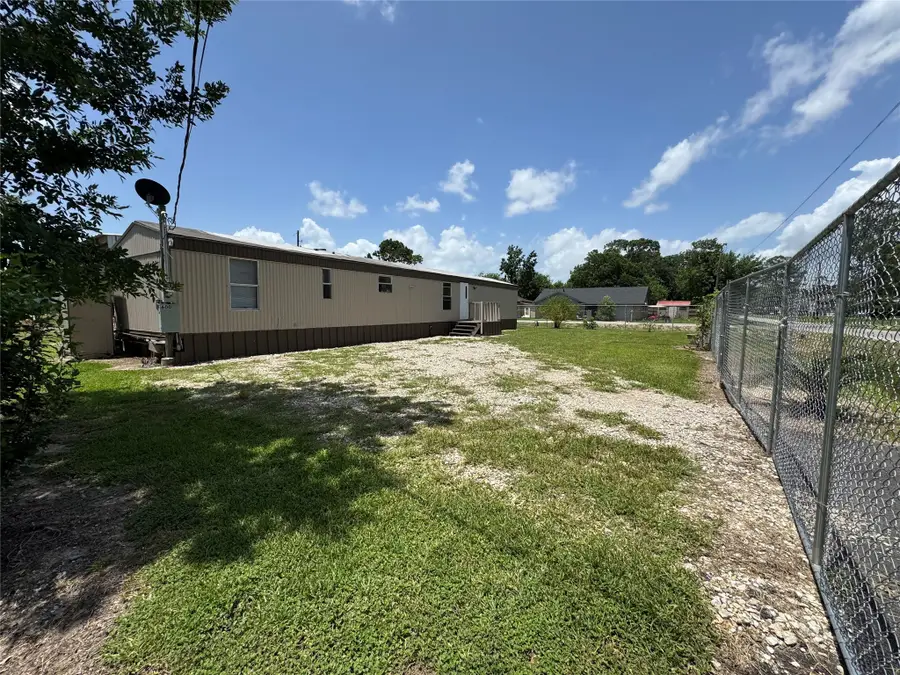 600 E Melville Drive, Crosby, TX 77532 - Image #3