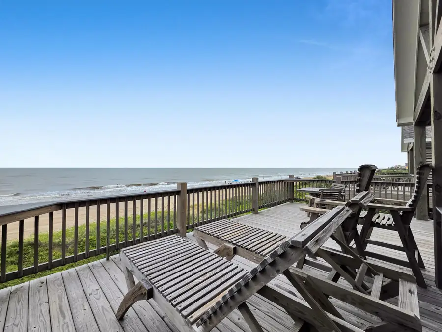 1706 Highway 87, Gilchrist, TX 77617 - #2