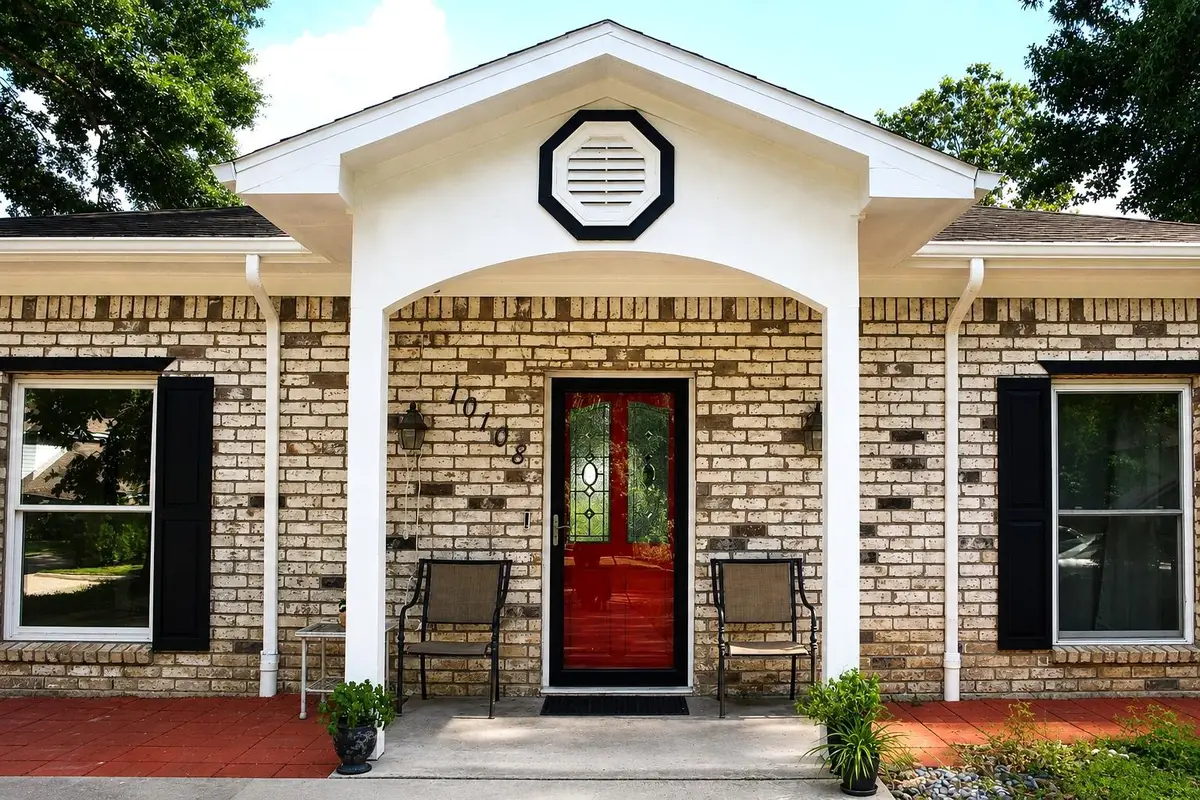 10108 Woodhollow Drive, Conroe, TX 77385 - #1