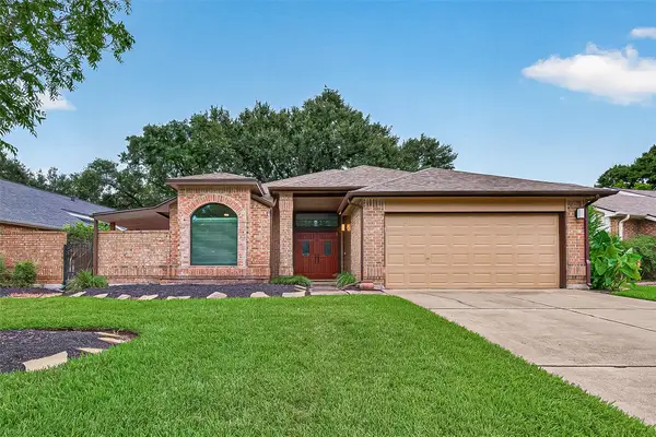 1307 Woodmere Lane, Richmond, TX 77406