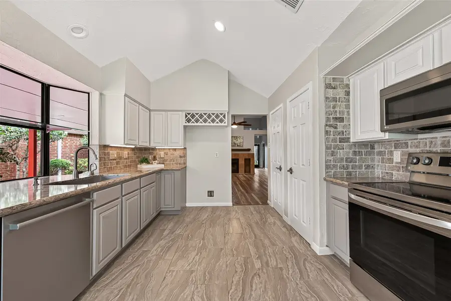 1307 Woodmere Lane, Richmond, TX 77406 - #2