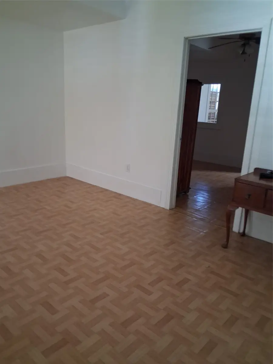 1911 Avenue O 1/2, Galveston, TX 77550 - #3