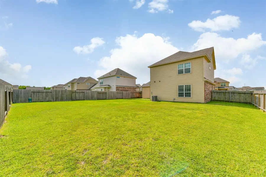 3216 Walden Breeze Court, League City, TX 77539 - Image #2