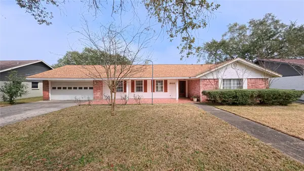 800 Rosewood Drive, Baytown, TX 77520