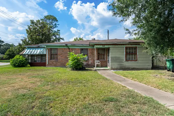 8101 Howard Drive, Houston, TX 77017