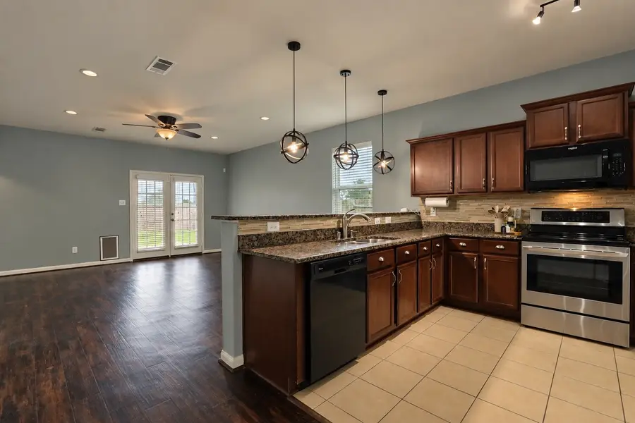 1634 Pink Stone Drive, Rosharon, TX 77583 - #3