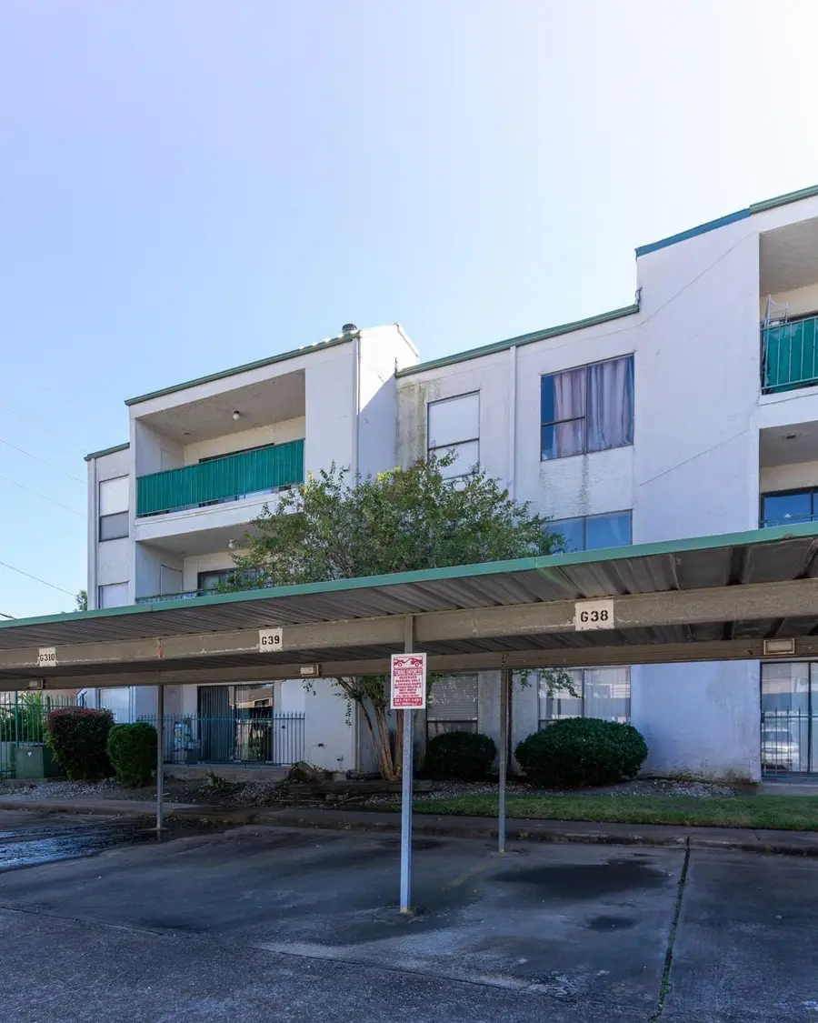 2824 S Bartell Drive #39, Houston, TX 77054 - Image #2