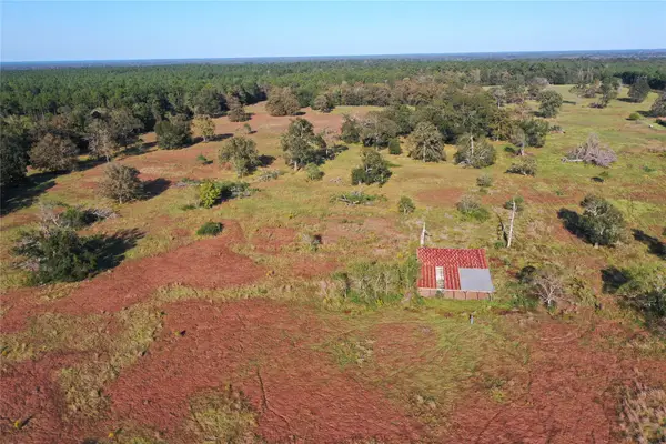 109 County Road 2177, Cleveland, TX 77327