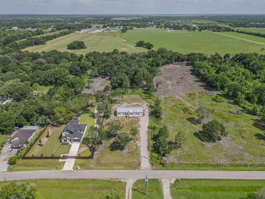 5624 Wickwillow Lane, Alvin, TX 77511 - Image #2