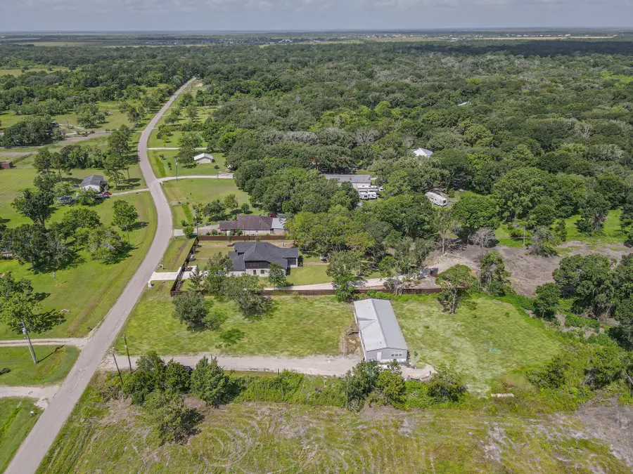 5624 Wickwillow Lane, Alvin, TX 77511 - Image #3