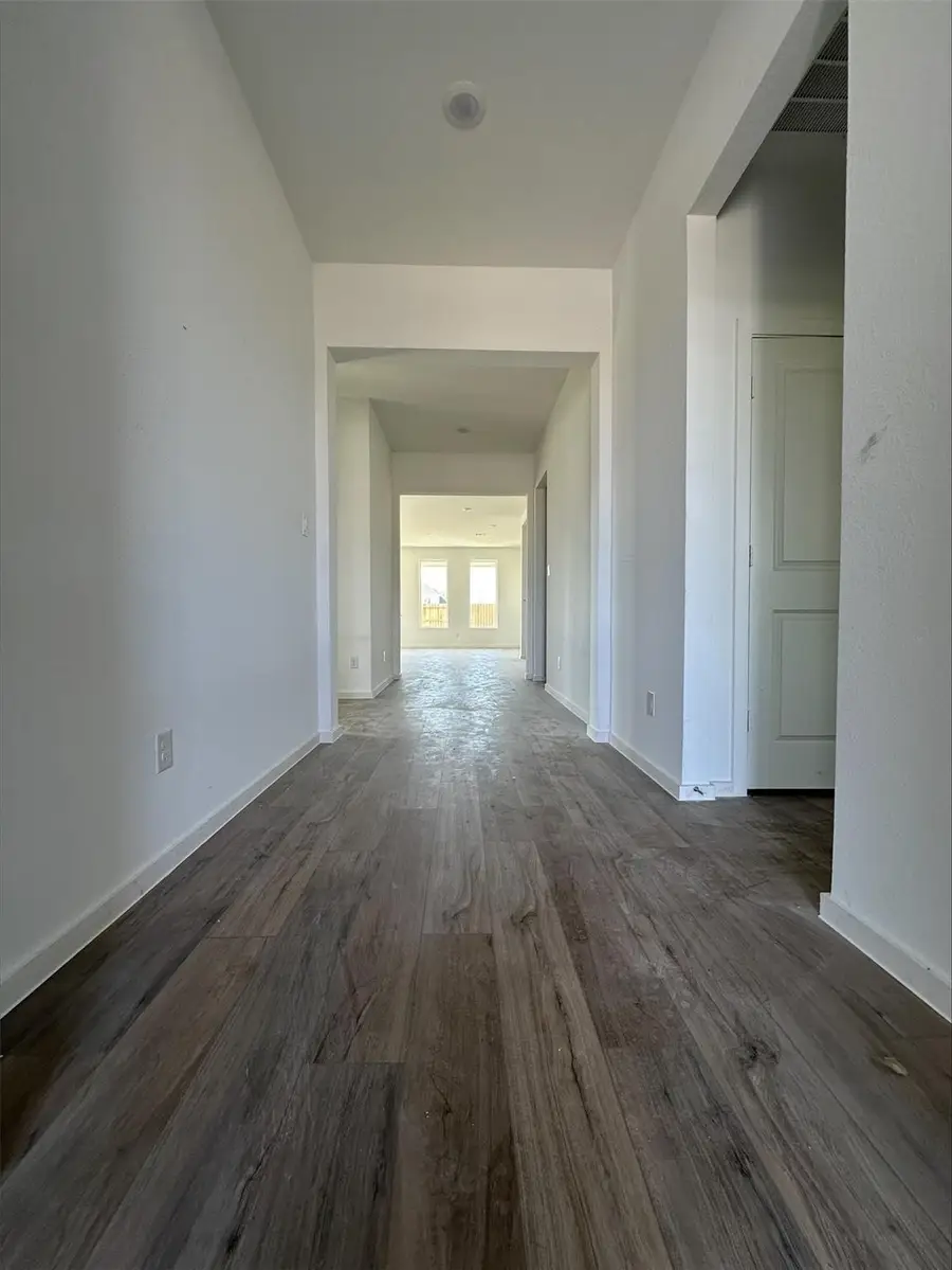 5515 Kingfish Drive, Baytown, TX 77521 - Image #3