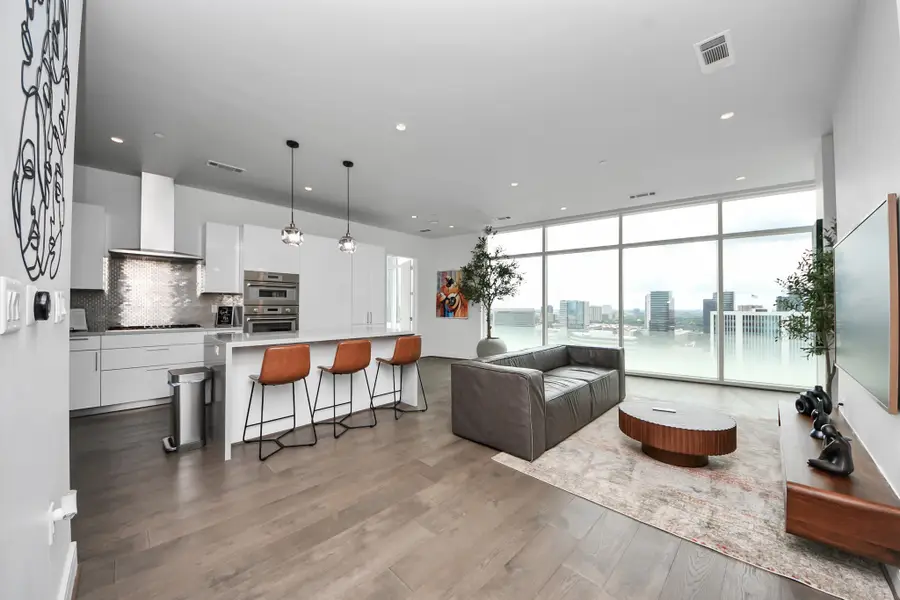 4521 San Felipe Street #1904, Houston, TX 77027 - #2